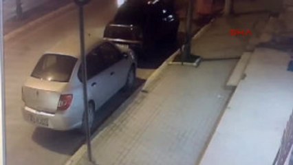 Kocaeli Tartıştığı Kocasına Kızdı, Bebeğiyle Araçtan Atladı 2