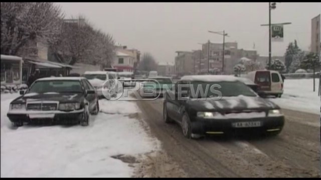 Moti i keq - Korça e zbardhur nga bora, aksi Ersekë-Leskovik