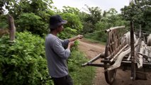 Slumstories: Cambodia - Living as a farmer in Cambodia (2011)
