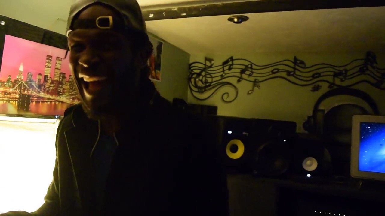 GULLY BOP & FREEDOMCRY MUSIQ VIRAL VIDEO FREESTYLE║STUDIO SESSION║18764807131