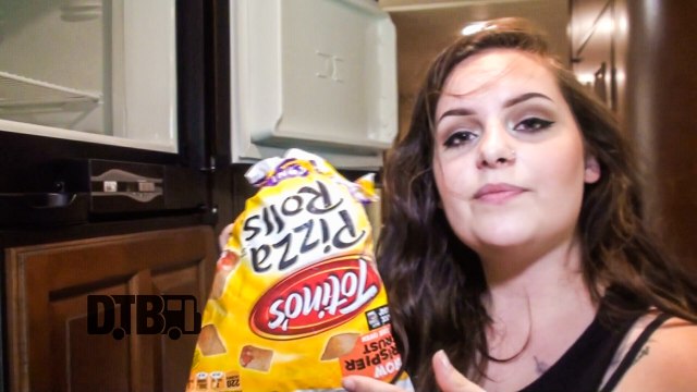 Dreamhouse - BUS INVADERS Ep. 1114