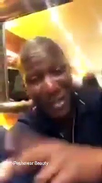 Watch Darren Sammy talk in pashto