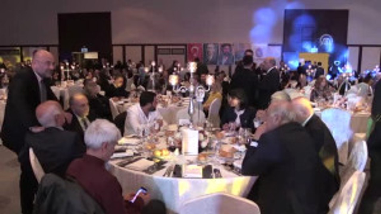 Milli Eğitim Bakanı Yılmaz, Cem Vakfı 21. Kuruluş Yıl Dönümü Gecesi'ne Katıldı - Istanbul