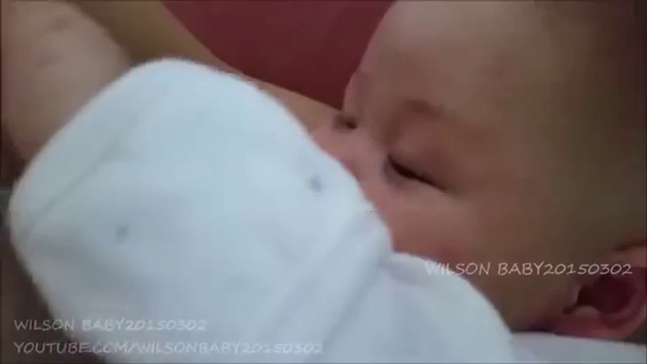 How To Breastfeeding With The Left Breast Or Tendem Breastfeeding