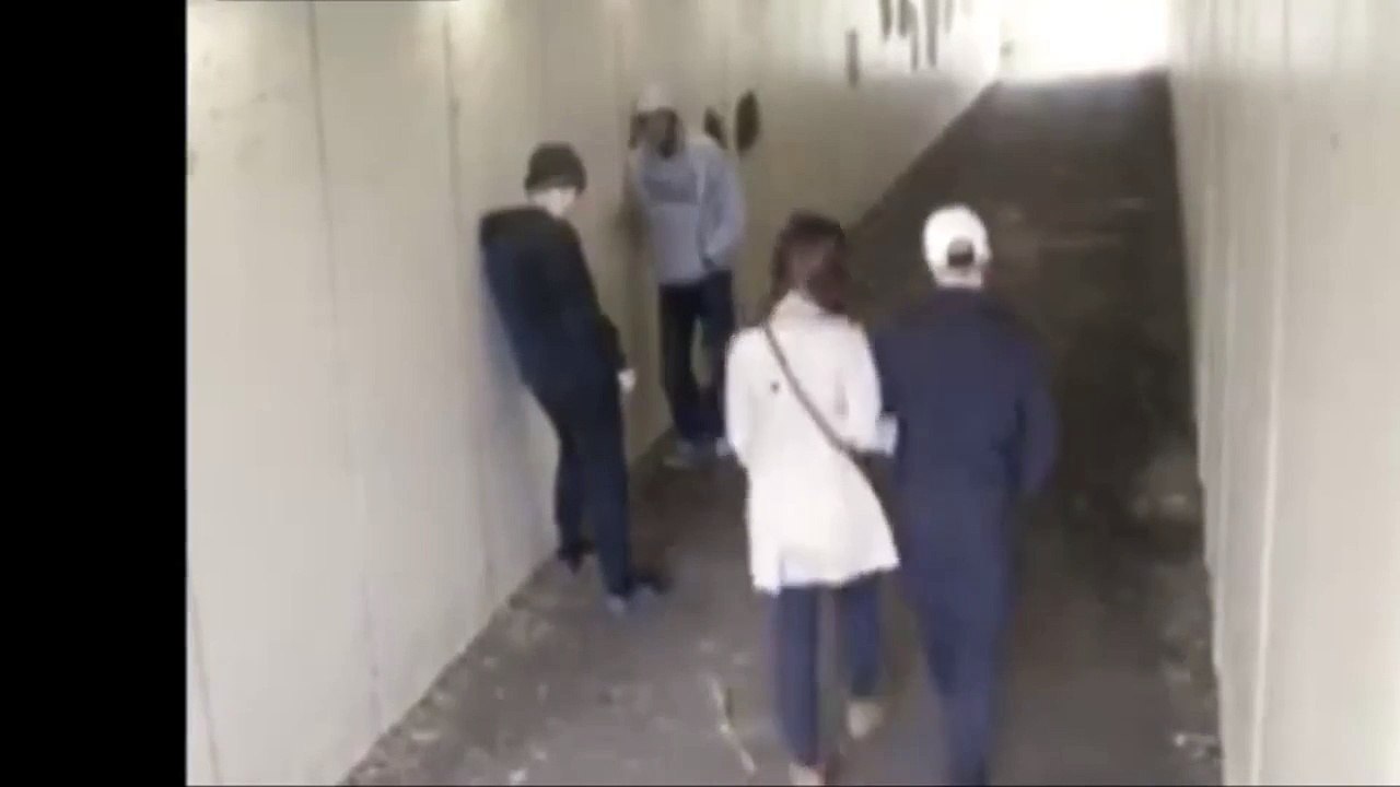 Dude Gets Knocked Out After Throwing A Rock At A Boxers Girlfriend!  New Video