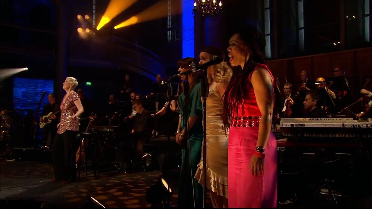 Annie Lennox - No More I Love You's - St. Luke's Church, Londres - 7 Marzo 2009