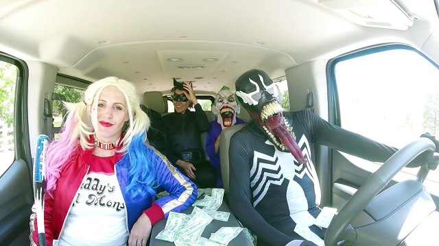 Superheroes vs villains dancing in a car!!! Superhero car dance w/ Harley quinn venom male