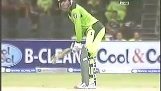 Brilliant Performance of Abdul Razzaq Vs South Africa In Abu Dhabi UAE (31st oct 2010)