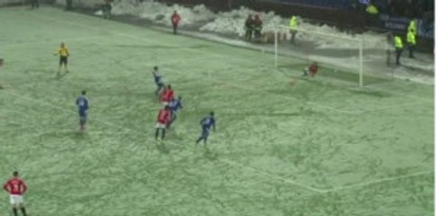 HIFK Takımından Oyuncu Dahlström, Kaleye Geçerek Penaltı Kurtardı