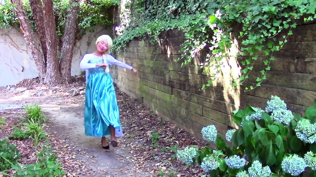 Ariel Mermaid & Mermaid baby vs sharknado w/ Spiderman, Vampire, Frozen Elsa