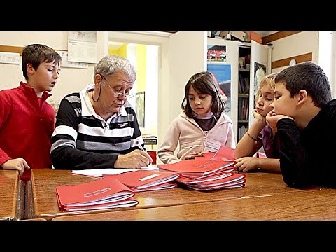 Les fameux cahiers rouges de l'école Primaire - MON MAITRE D'ECOLE Extrait