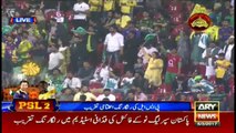 Peshawar Zalmi captain Darren Sammy dances on stage