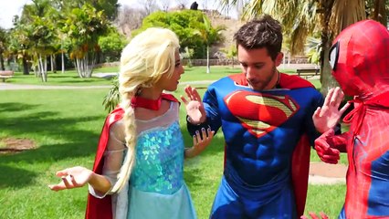 Is Frozen Elsa Kissing Superman? w Spiderman, Cinderella Dance, Batman, Ariel Little Merma