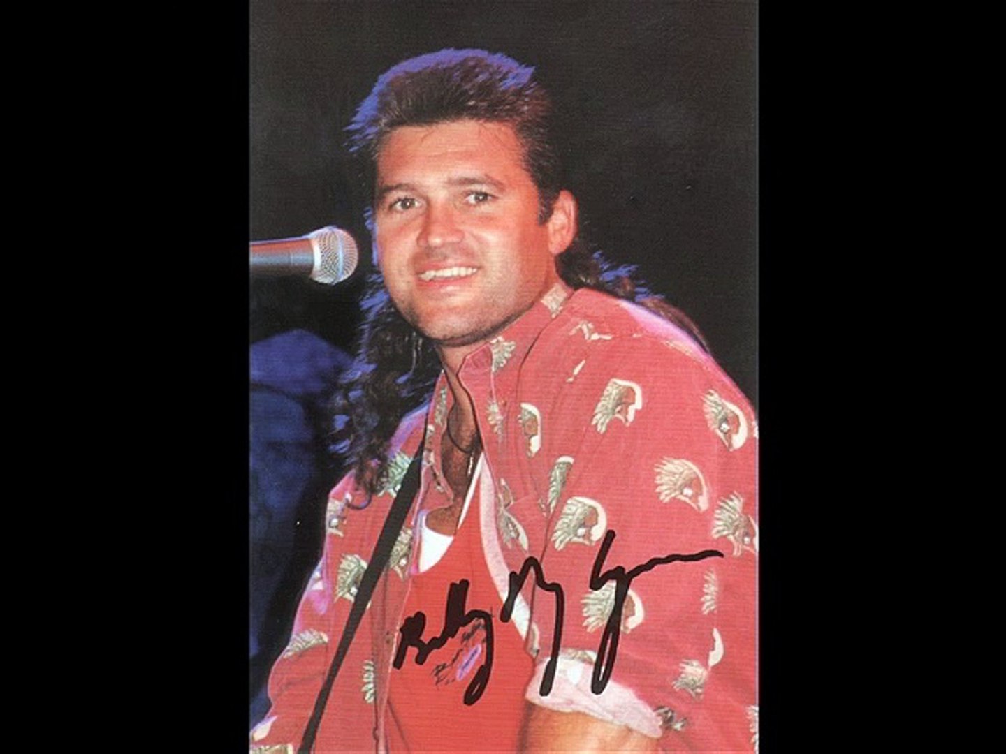 ⁣My Autograph Collection -Country Music
