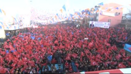 Başbakan Yıldırım: "16 Nisan'da Türkiye'ye Kalıcı Bir Bahar Gelecek"