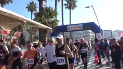 Triatlon Sezonunun Ilk Yarışı Sona Erdi