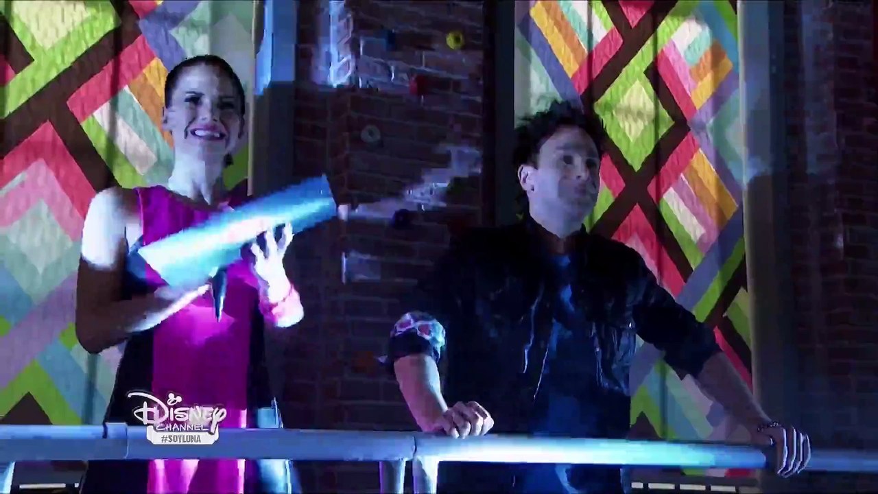 Soy Luna Extrait | Luna Et Simon Danse Et Patine Sur "valiente Remix" (é31)