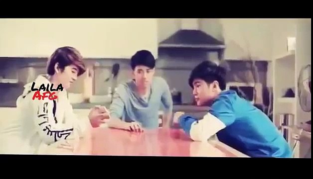 'Har Ek Friend Kamina Hota Hai' Cute Friends Hindi Song Thai Mix Video ☆