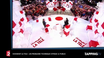 Download Video: Jean-Luc Reichmann évite la chute, problèmes techniques sur le plateau de Vivement la télé (Vidéo)