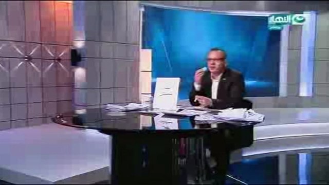 بالفيديو..جابر القرموطى يستخرج قطعة حشيش من رغيف خبز على الهواء