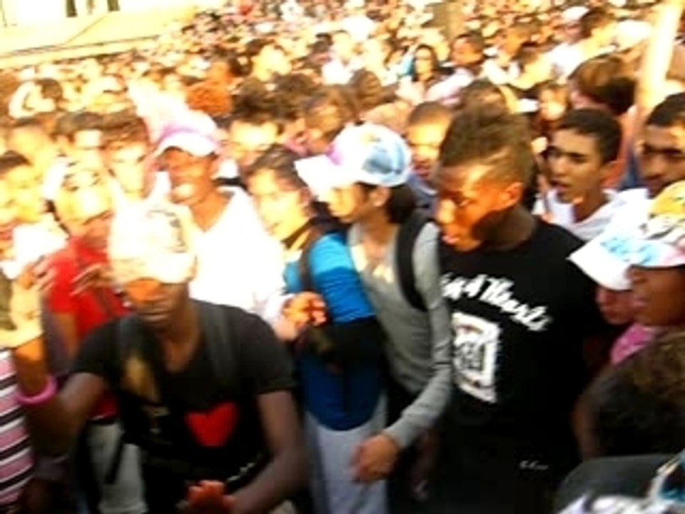 Karmapa battle @ bastille tekno parade part2