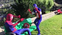 El veneno de Baño ft Spiderman en la Vida Real de la Diversión Superhéroe de la Hora del Baño de la Película