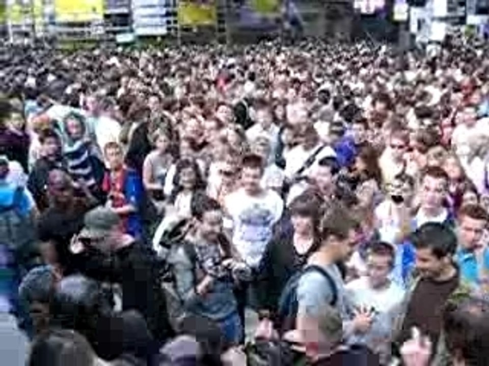 technoparade 2007 char 100bruits