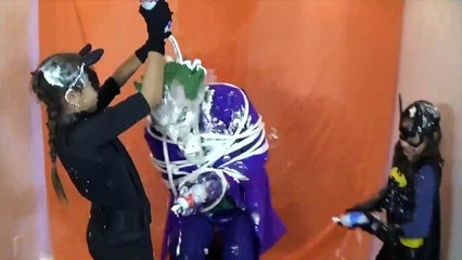 JOKER VS CATWOMAN VS BATGIRL Pie Face Challenge Super