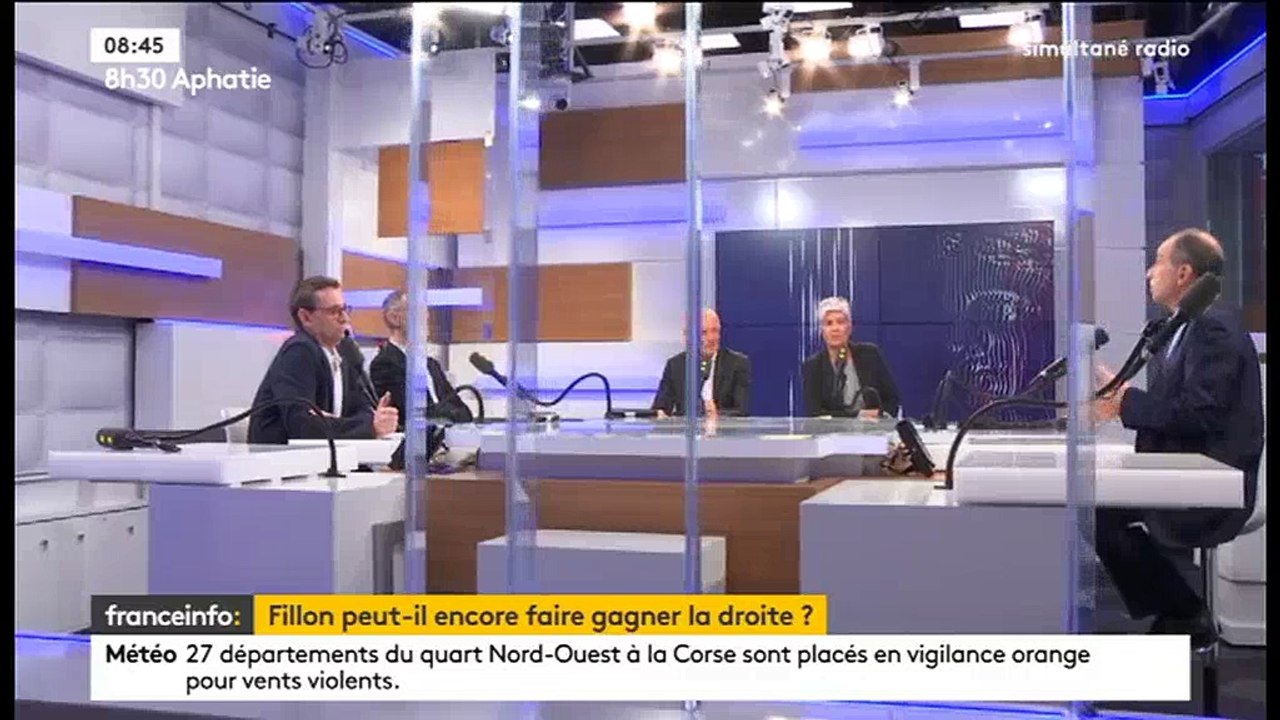 Copé accuse Baroin d'avoir "cherché des parrainages en loucedé"