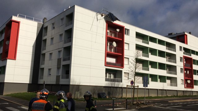 Des panneaux photovoltaïques s'envolent