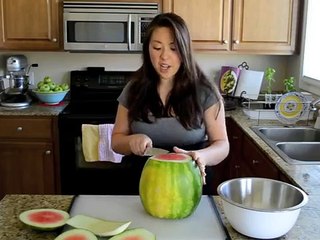 How To Pick The Perfect Watermelon: 5 Key Tips From An Experienced Farmer