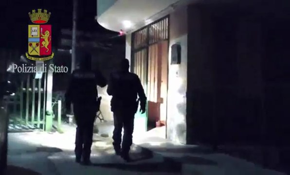 Caserta - rapine ed estorsioni del clan camorristico: 9 arresti