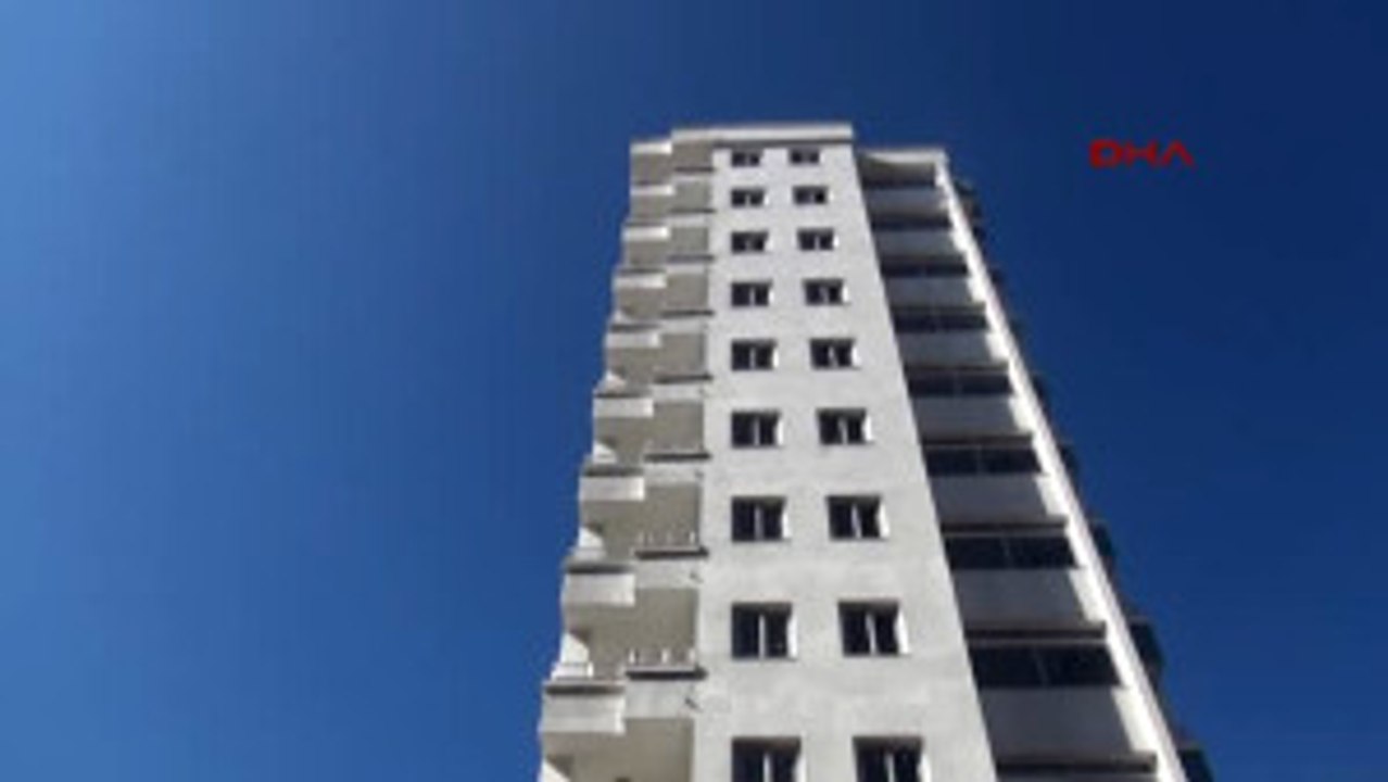 Adana Müteahhit Inşaatta Kendini Vurdu