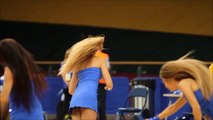 Cheerleaders en Lituanie... Hot Hot Hot!