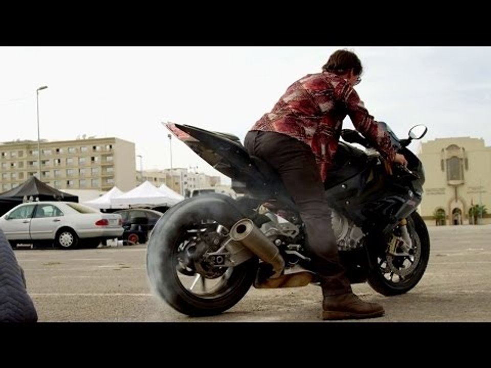 Sur le tournage de MISSION IMPOSSIBLE 5  - Cascades à Moto