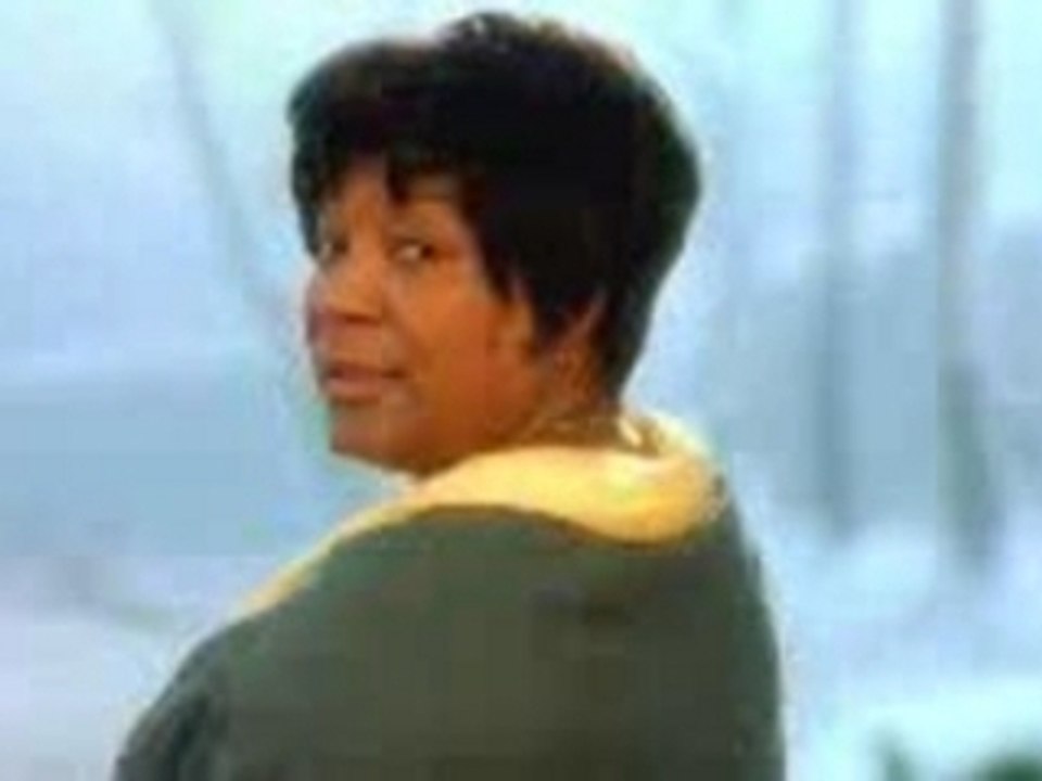 Bande annonce de Huit femmes