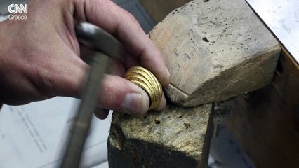 Στα άδυτα των εργαστηρίων κοσμημάτων του Οίκου Zolotas