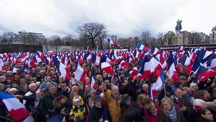 Discours d'Eric Ciotti place du Trocadéro