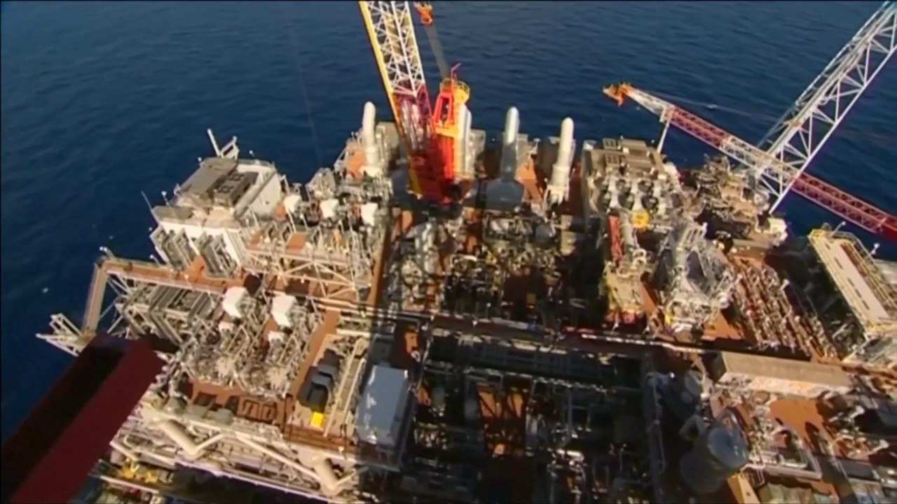 Traders profit on Asia oil routes after OPEC cuts