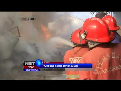 Gudang Ban Bekas Ludes Dilalap Si Jago Merah - NET24