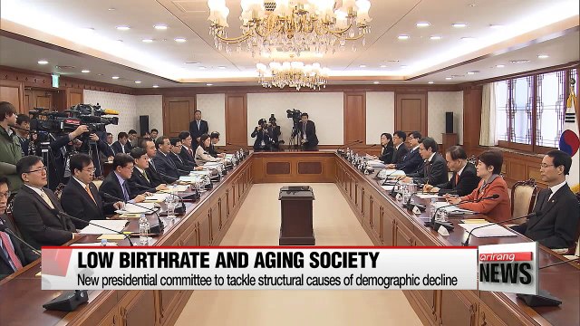 Gov't to exert efforts to tackle demographic challenges