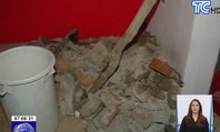Colapso de una pared dejó una mujer herida en el suroeste de Guayaquil