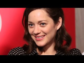 Marion Cotillard et Guillaume Canet  parlent du film LES MINIONS
