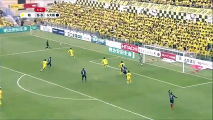 Kashiwa 0:1 Gamba Osaka   (Japanese J League. 5 March 2017)