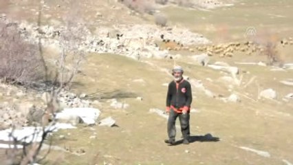 15 Yıl Sonra Döndüğü Köyde 7 Yıldır Yalnız Yaşıyor