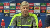 Sanchez row 'completely false' - Wenger