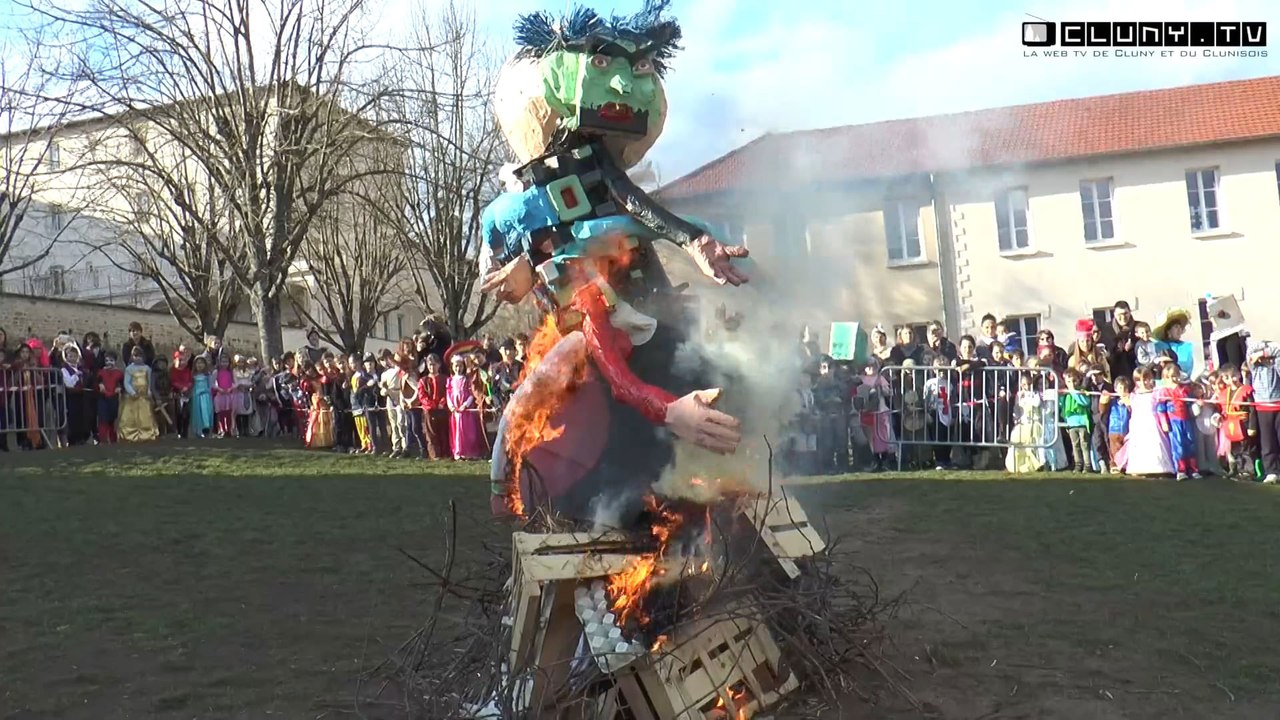Le Sacré-Coeur fait son carnaval