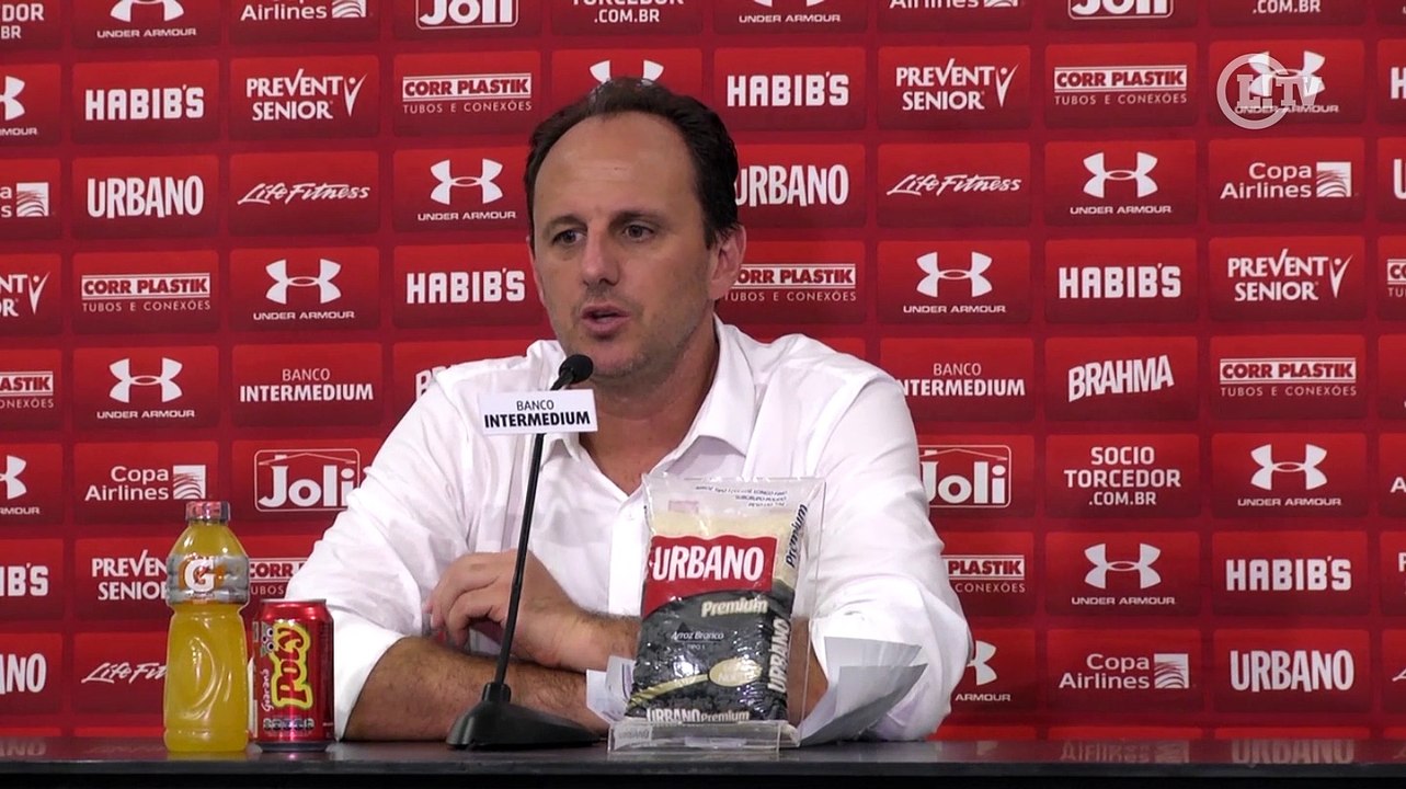 Ceni reconhece erros da arbitragem, mas não acha que decidiram o jogo