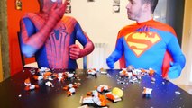 Человек-Паук Стал SupermanSpider Против Т-Рекс С Замороженные Эльза Забавный Супергерой В Реальной Жизни Мову