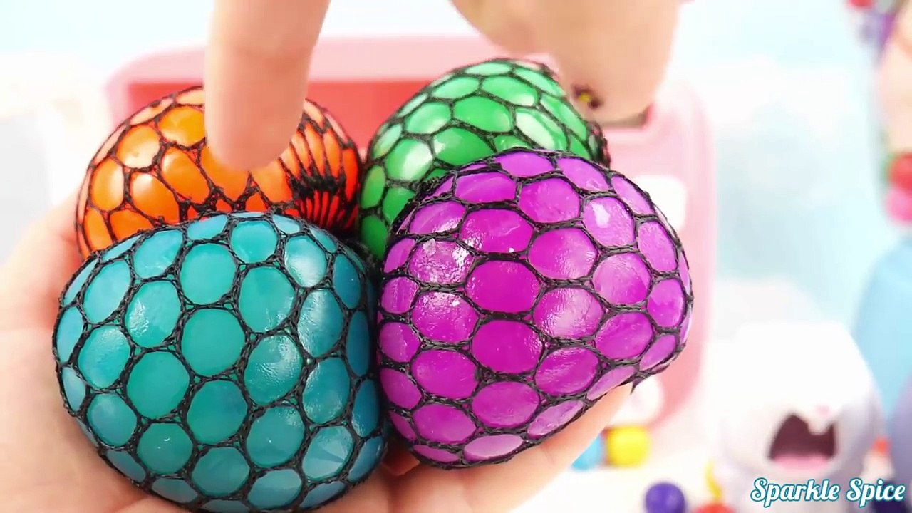 Learn Colors Squishy Balls for Kids Microwave Finger Family Nursery Rhymes Compilation Play Doh-yfjlUxclvKk